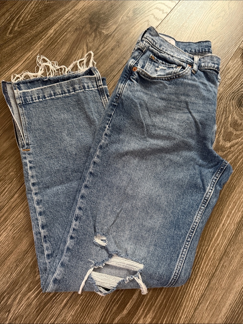 Gap Women’s Mid Rise 90s Loose Jeans